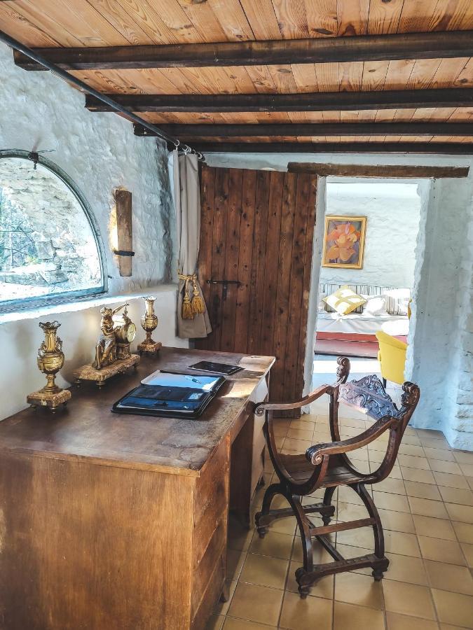 Bed and Breakfast Domaine de la Santonne Apt Esterno foto